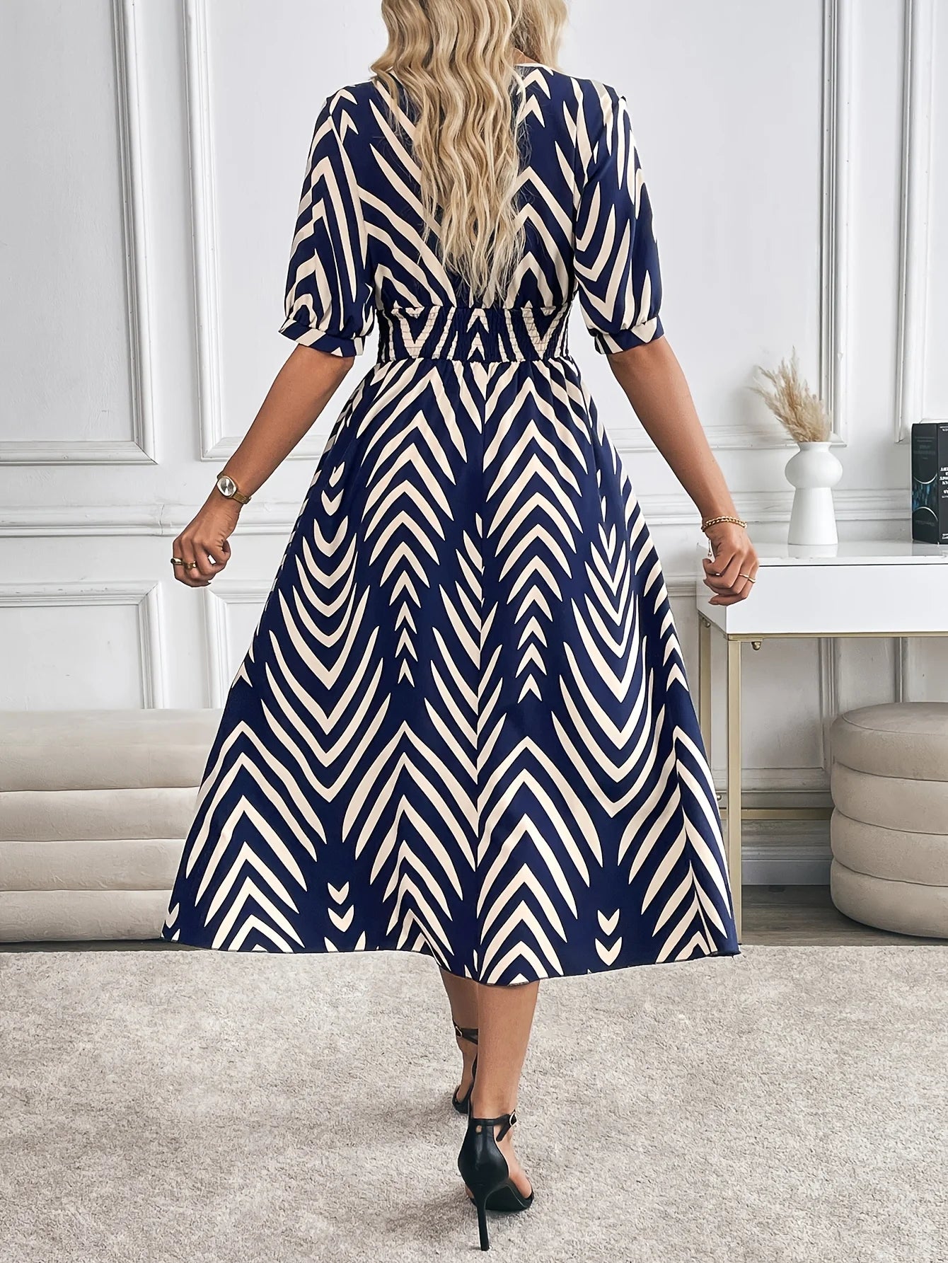 Elegant Directed Large Swing Geometric Pattern Dress Women's Fashion Casual Skirt Ürün ikincil görseli