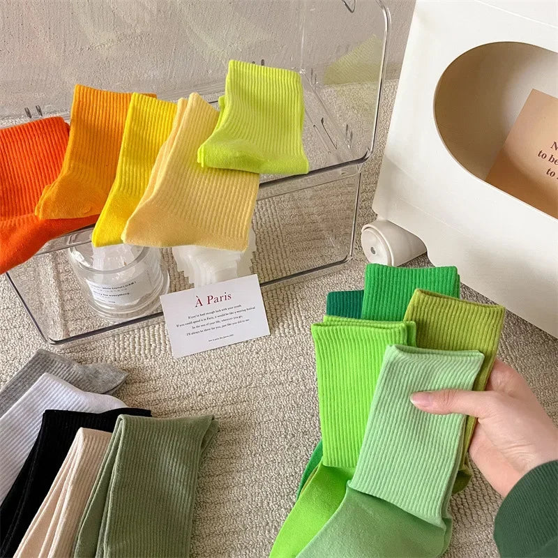 33 Colors Summer Cotton Soft Socks Happy Colorful Women's Mid-tube Stocking Fashion Trend Red Green Ankle Sox Autumn Hosiery Ürün ana görseli