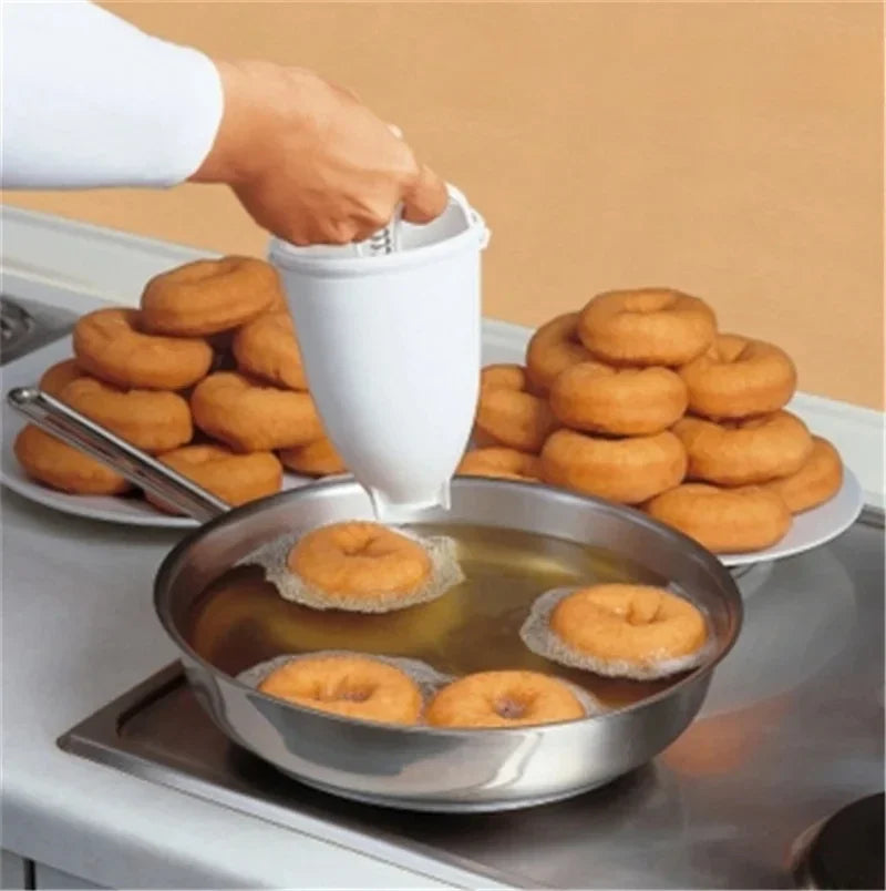 DIY Confectionery Pastry Baking Tools Donut Maker Dispenser  Donut Making Artifact Creative Dessert Gadget Bakeware Cooking Tool Ürün ana görseli