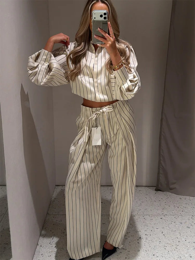 HH Women Spring New Fashion Vintage Versatile Beige Striped Puffy Sleeve Shirt+High Waisted Loose Pleated Casual Long Pants Set Ürün ana görseli