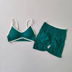 2PCS Yoga Suit Seamless with Chest Pad Tight Sports Bras and High Waist Shorts Outside Wear Running Exercise Fitness Yoga Set