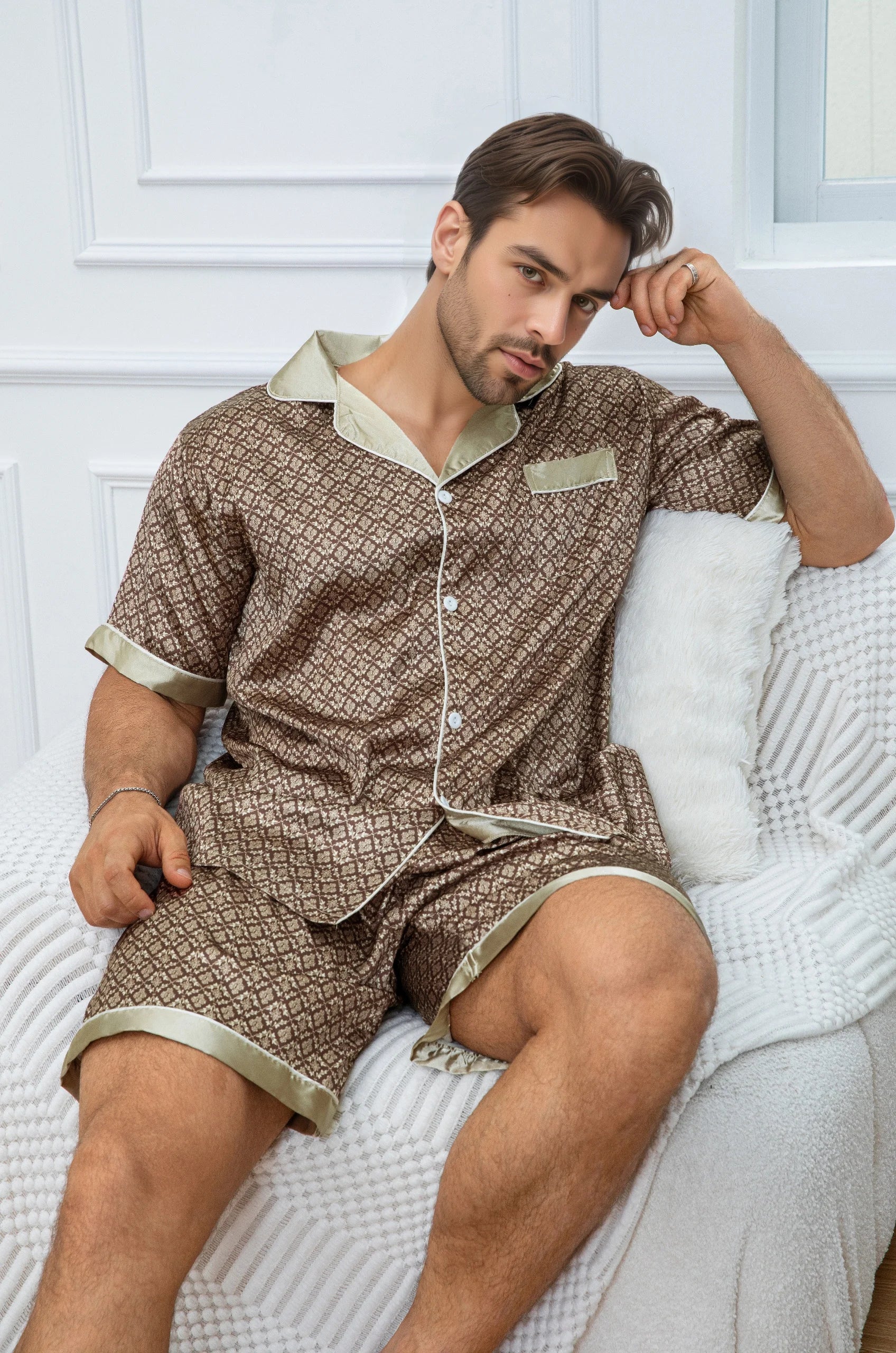 Men's Vintage Print Satin Pajama Set, Short Sleeve Button-Down Shirt & Shorts, Casual Loungewear Set Pajamas for Men Pijama Ürün ana görseli