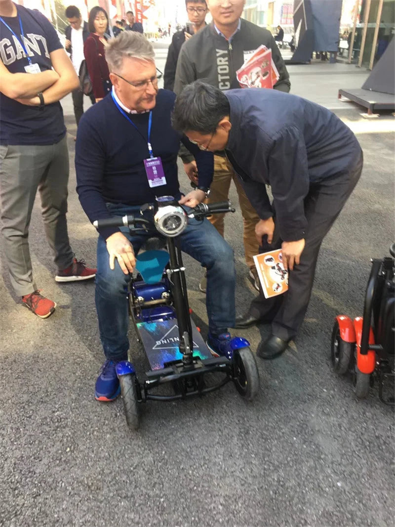 Four Wheel Electric Skateboard Portable Electric Scooters 10 Inch 36V Foldable Electric Scooter For Disabled Elderly