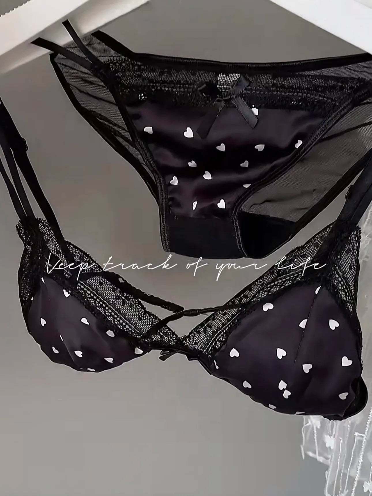 French Style Sweet Triangle Cup Lingerie Set Women Satin Lace Wireless Small Bust Gathered Thin Fabric Sexy Soft Underwear S-XL