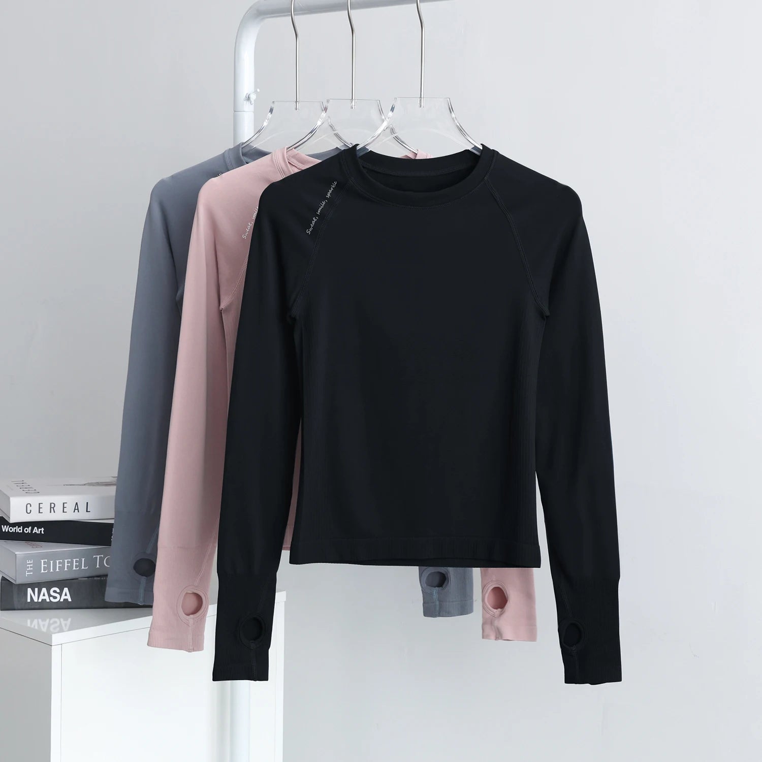 Women's Outdoor Sports Shirt Yoga Wear Fitness T-Shirt Running Workout Tops T-shirt Female Sportswear Exercise Gym Clothing