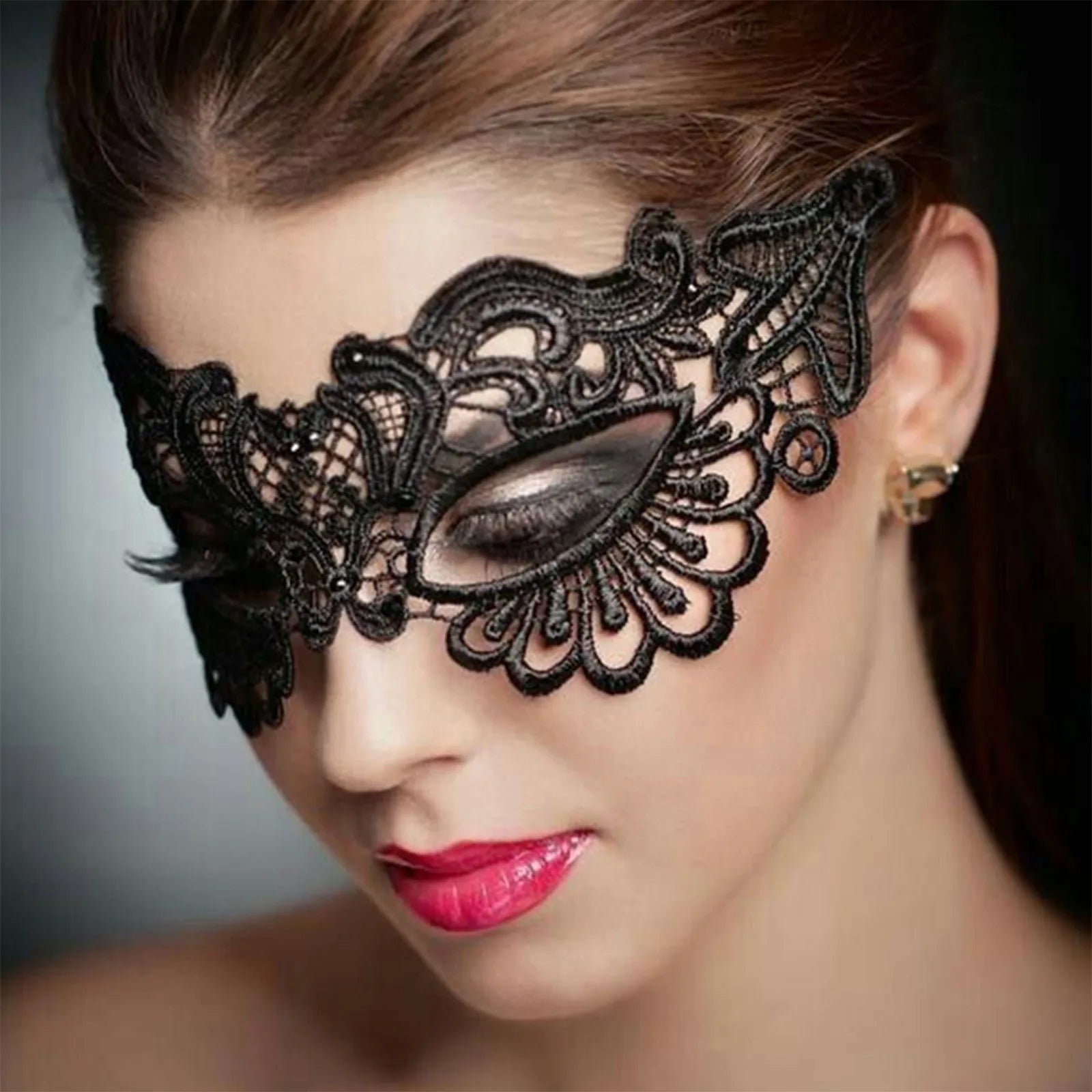 Black Queen Lace Mask Embroidery Appliques Party Carnival Mask Woman Accessories Wedding Mask Halloween Masquerade Mask Ürün ana görseli