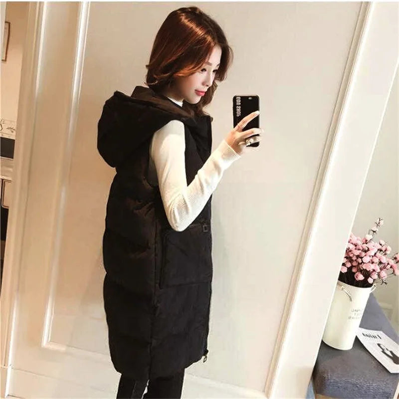 2026 New Winter Sleeveless Tank Top Women Down Jacket Puffer Parkas Hooded Padded Vests Loose Fit Female Fashion Casual Outwear