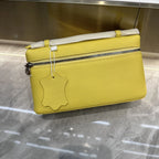 ew genuine leather LP19 mobile phone handbag for women. Exclusive to women, with a luxurious design and compact and exquisite ap